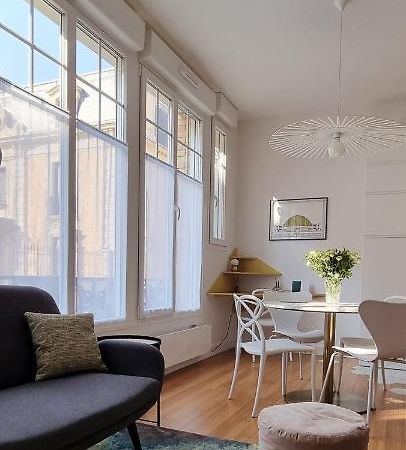 Apartamento Au 53, Sous Le Chartil Reims Exterior foto
